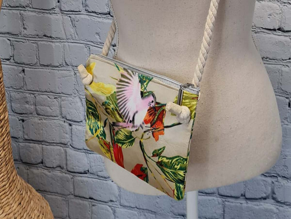 Tasche klein mit Vögeln
