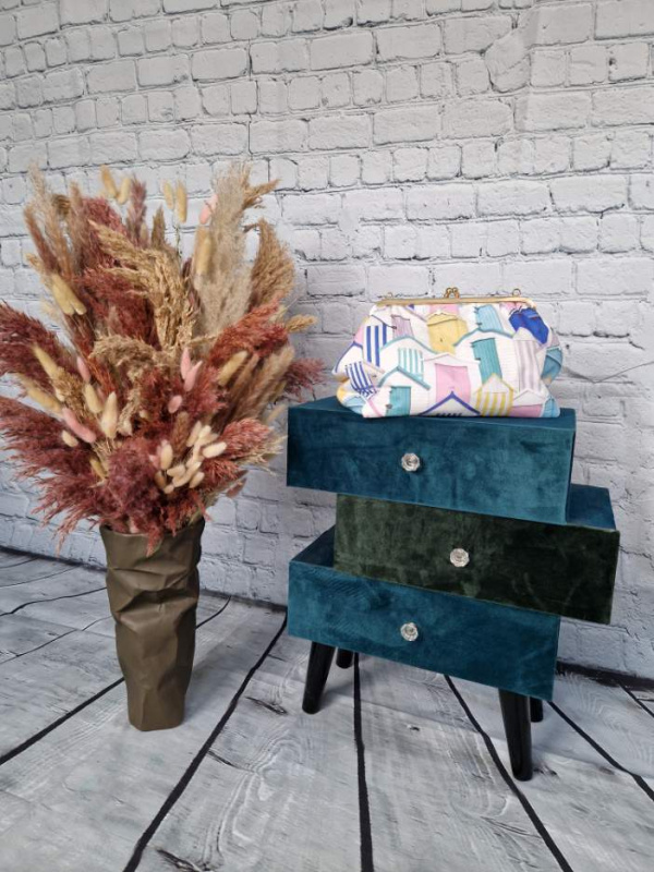 Große Kosmetiktasche mit Chlip in Retrodesign