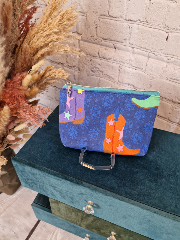 Kosmetiktasche mittel mit Westernstiefel