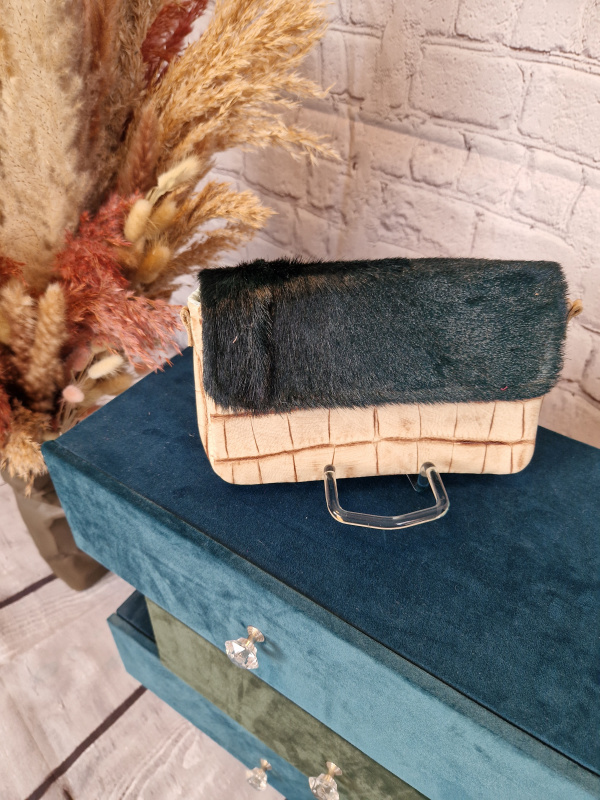 kleine Echt Leder Tasche beige/grün