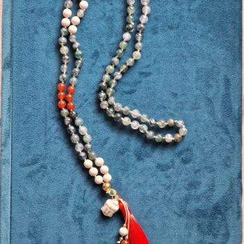 Malakette aus Mossachat, Karneol und beigen Jaspis