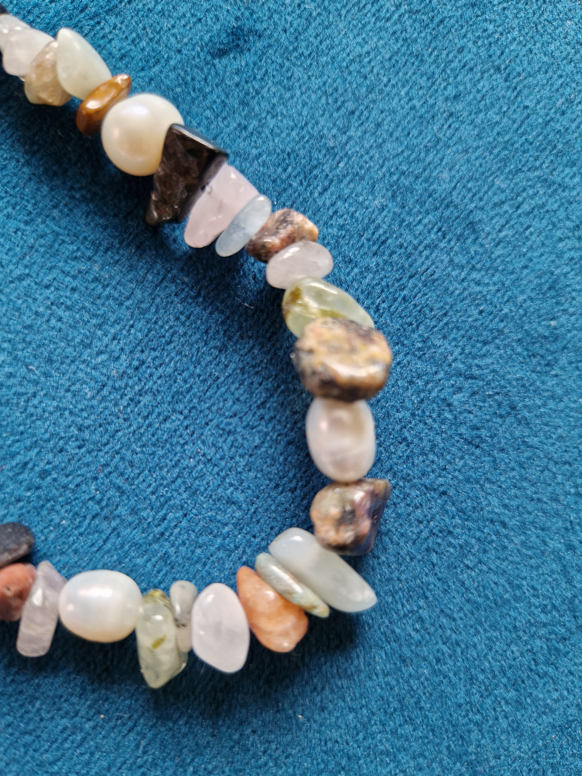 Kette aus Edelsteinmix – Bild 5